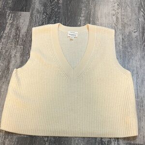 Hudson North Women's V-Neck Cream sweater vest